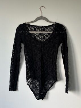 Black Lace Long-Sleeve Bodysuit Size Small